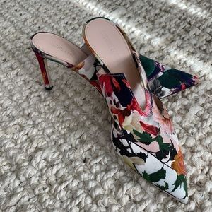 Women’s Multicolored Cushnie Et Ochs Mules in a size 6